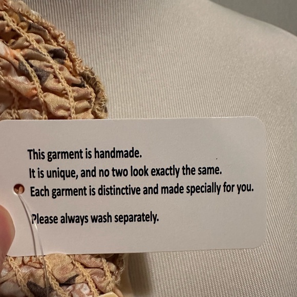 NEW NWT B.O.G. Collective Yellow Floral Romper Size Small With Crochet Top - Picture 6 of 7